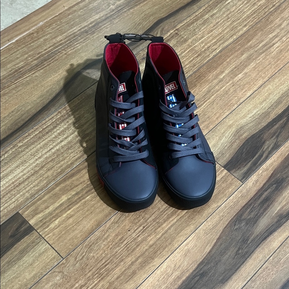 Marvel Black and Gray Sneakers with Red Accents - Picture 5 of 6